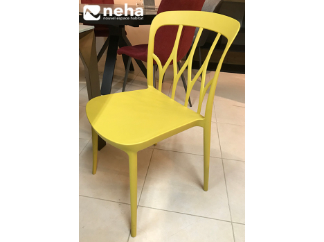 Chaise jaune