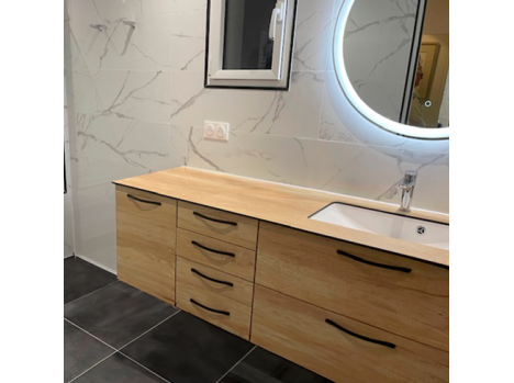 Réalisation d'une salle de bain contemporaine
