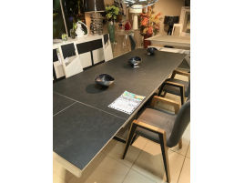 Ensemble table et 4 chaises