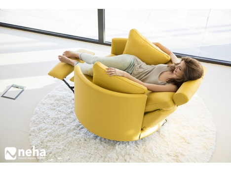 Fauteuil Moon FAMA relax pivotant et à bascule